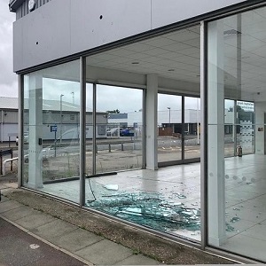broken glass in commercial property which needed emergency glazing